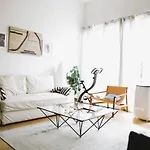 Modern & Sunny 1br With Swimming Pool *